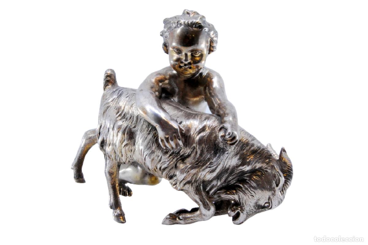 Antig&uuml;edades: Putti con animal, en plata - Foto 1