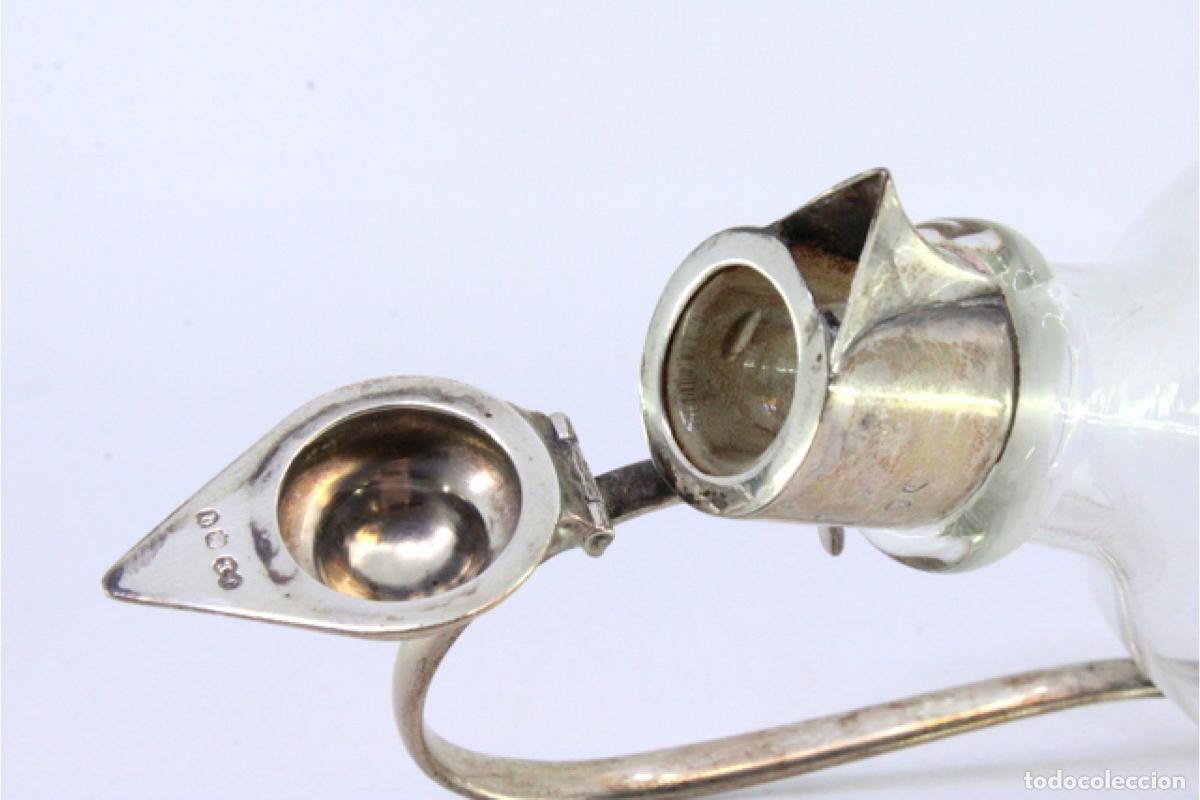 Antig&uuml;edades: Jarra de vino de plata - Foto 3