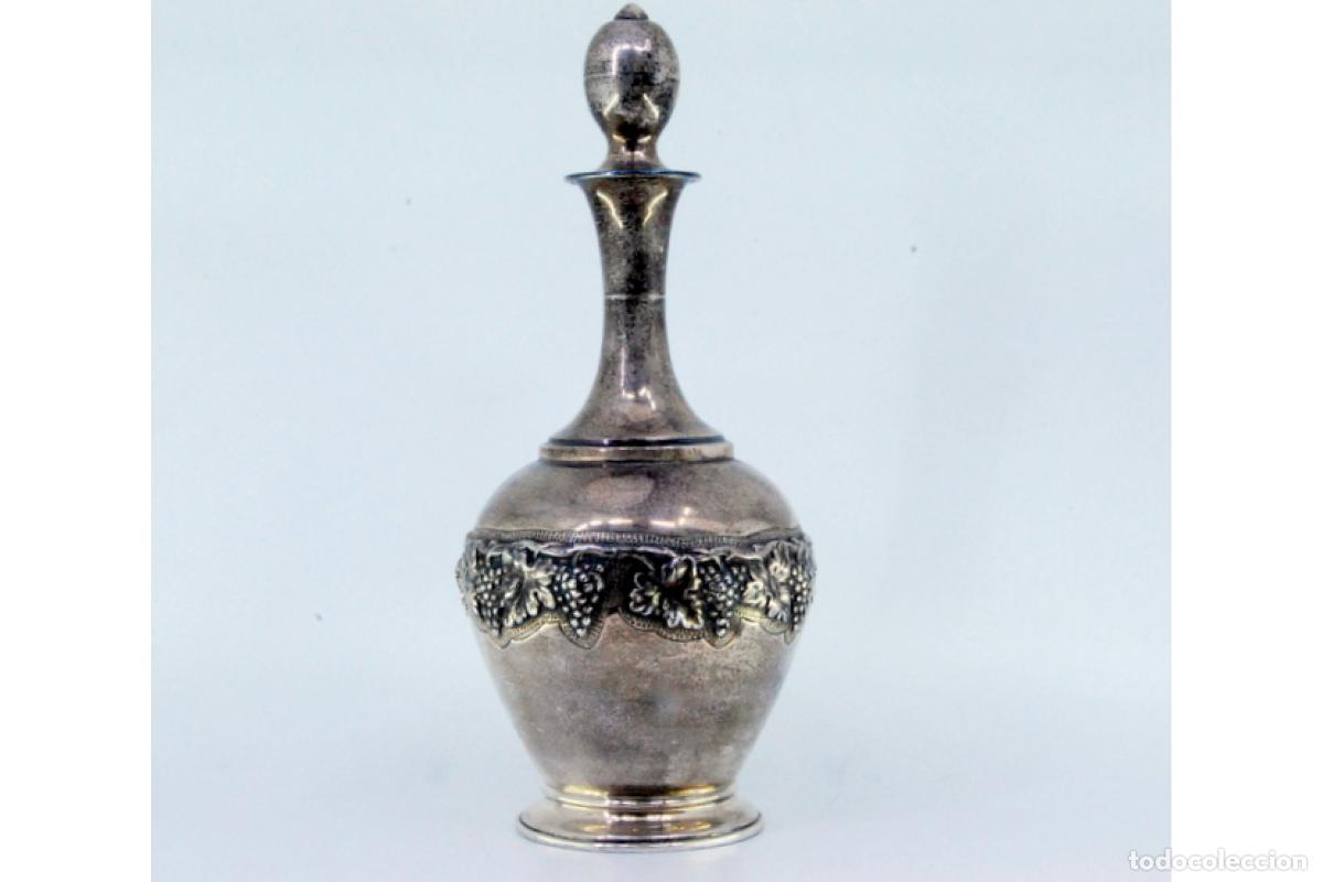 Antig&uuml;edades: Jarra de vino de plata - Foto 2