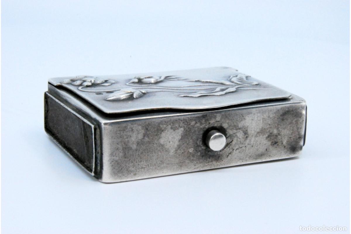 Antig&uuml;edades: Caja de cerillas de plata - Foto 2