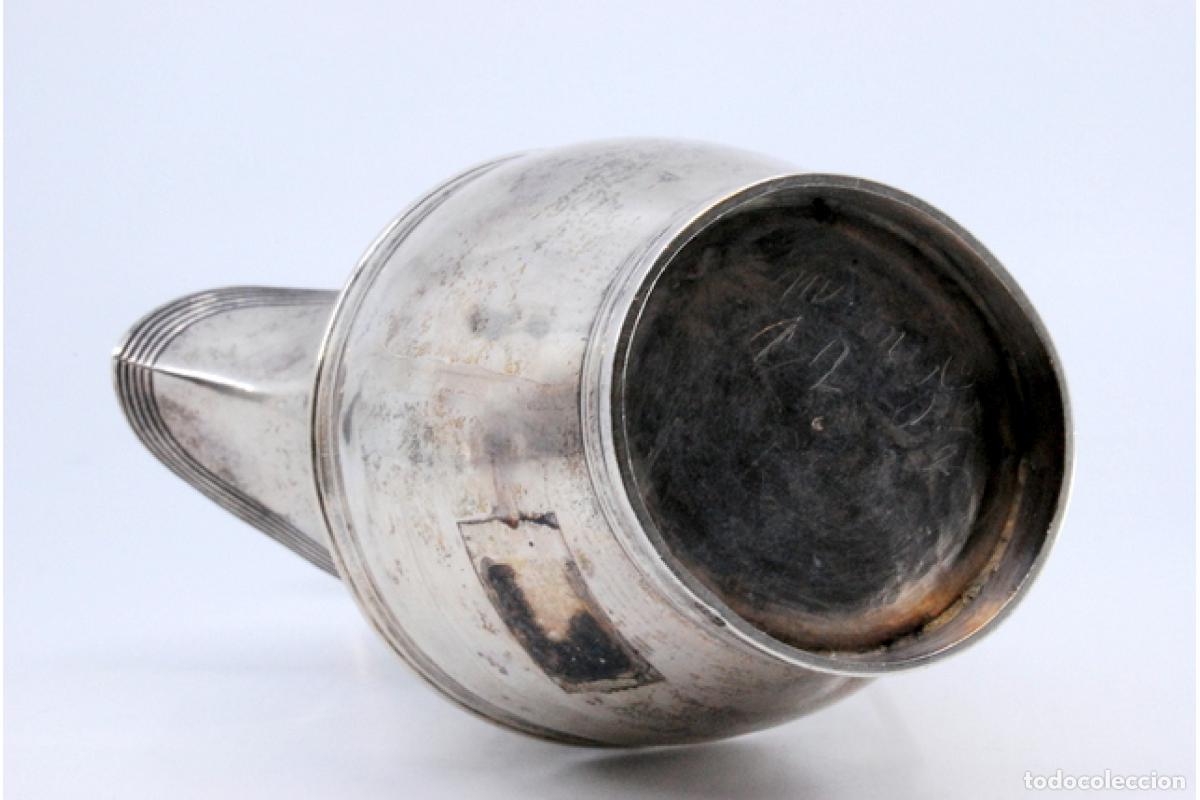 Antig&uuml;edades: jarra de leche de plata - Foto 5