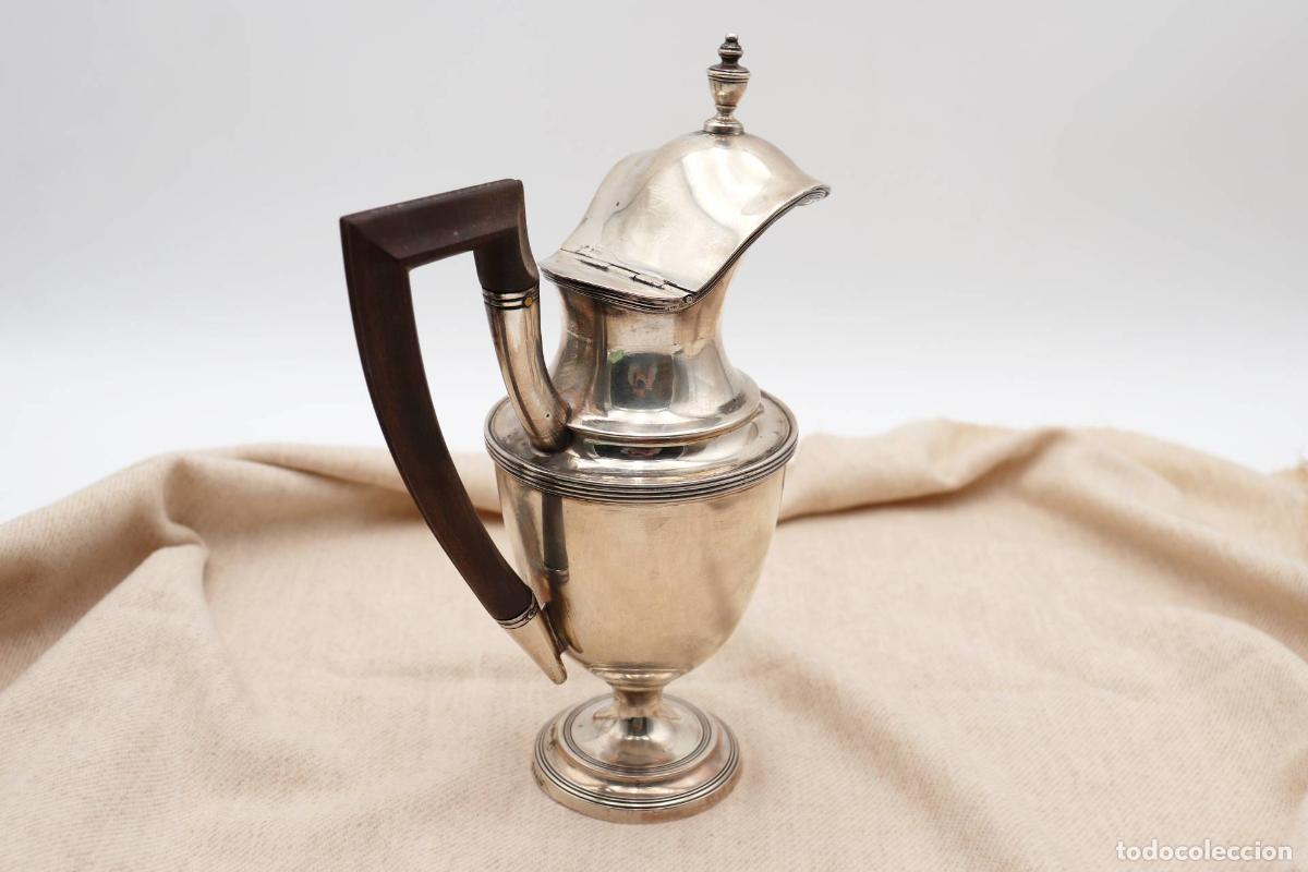 Antig&uuml;edades: jarra de leche de plata - Foto 4