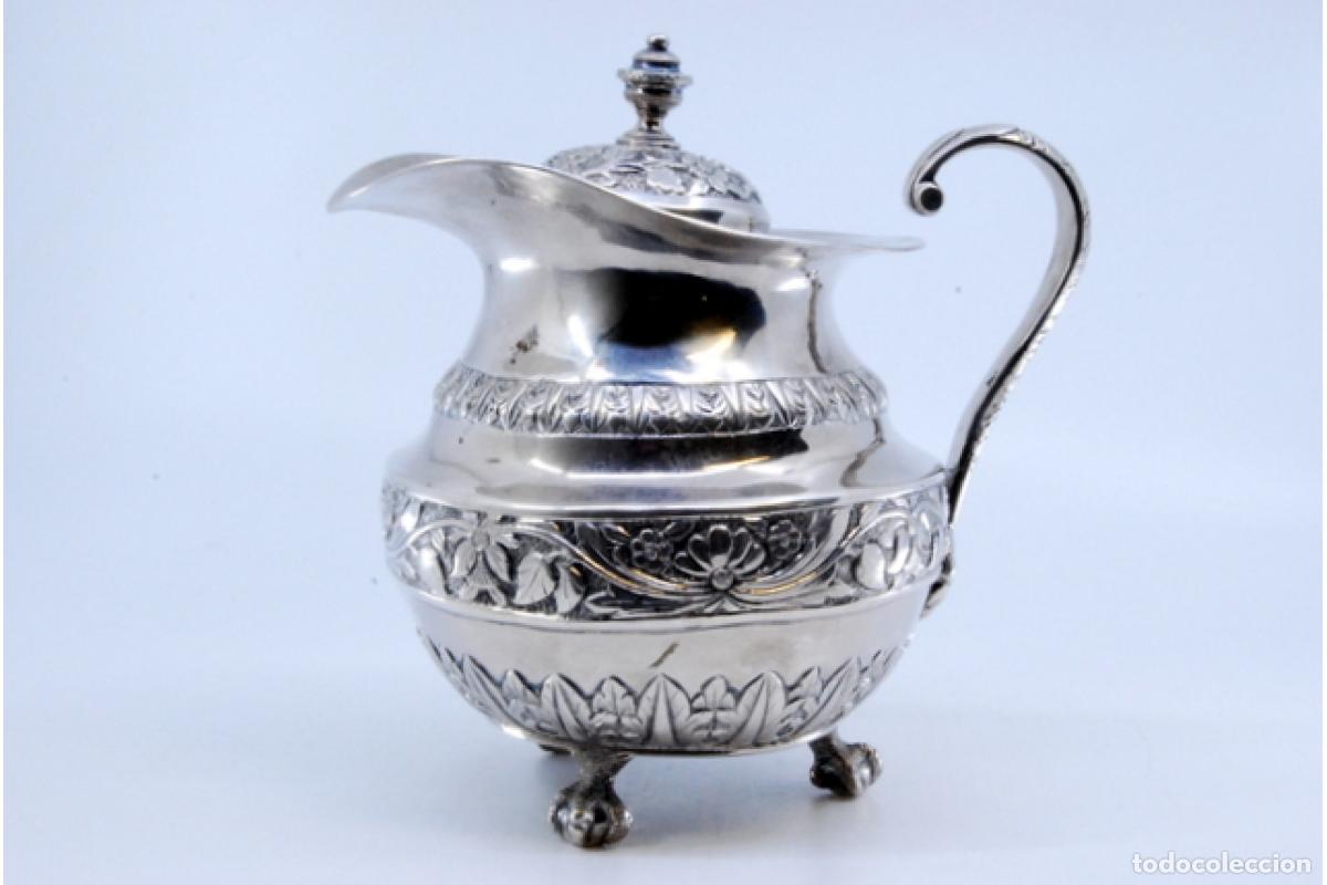 Antig&uuml;edades: jarra de leche de plata - Foto 3