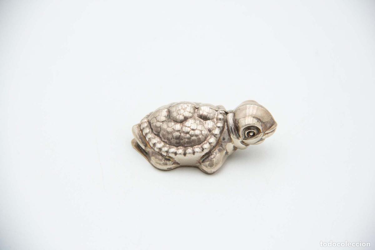 Antig&uuml;edades: Tortuga de plata - Foto 2