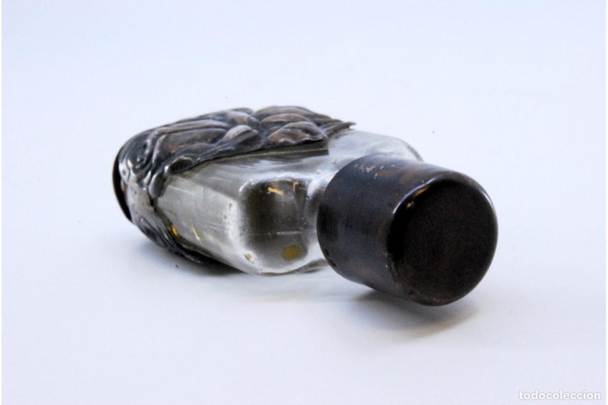 Antig&uuml;edades: Frasco de perfume, hecho de vidrio y plata. - Foto 5