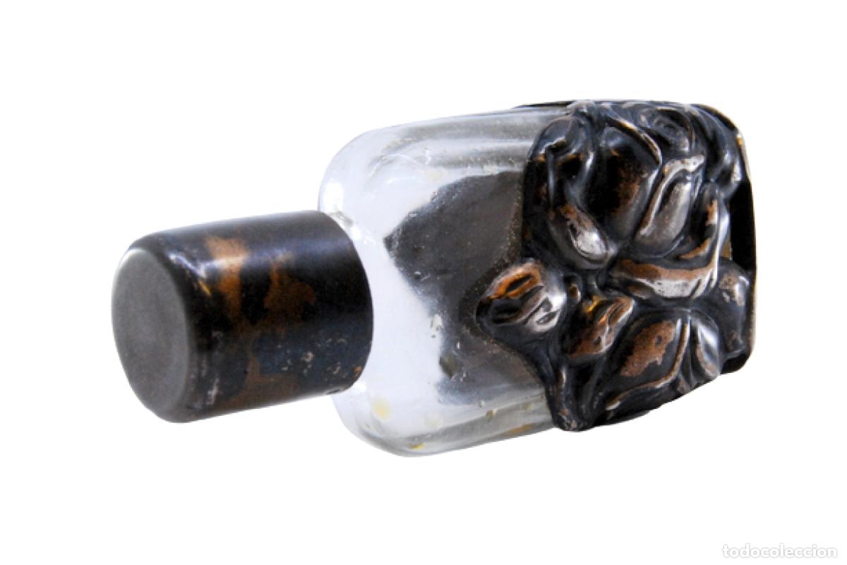 Antig&uuml;edades: Frasco de perfume, hecho de vidrio y plata. - Foto 1