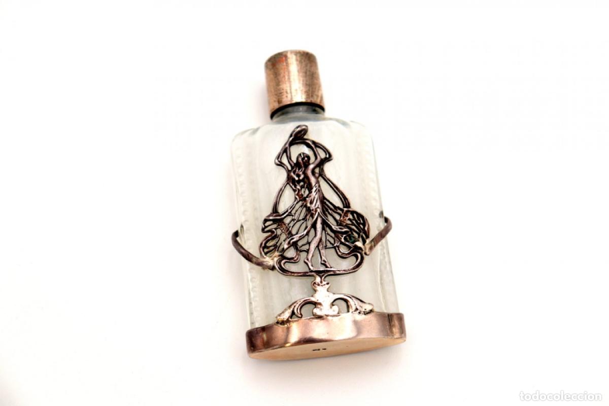 Antig&uuml;edades: Frasco de perfume, hecho de vidrio y plata. - Foto 2