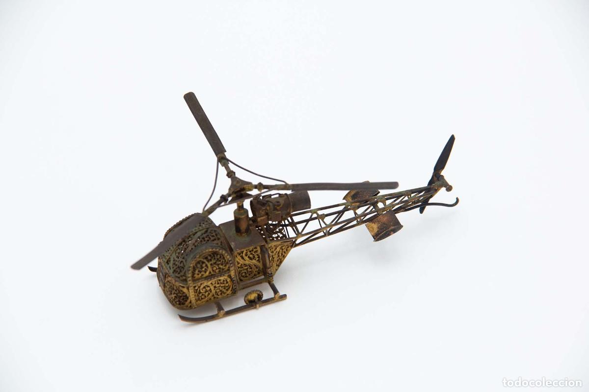 Antig&uuml;edades: Helic&oacute;ptero en plata dorada - Foto 2