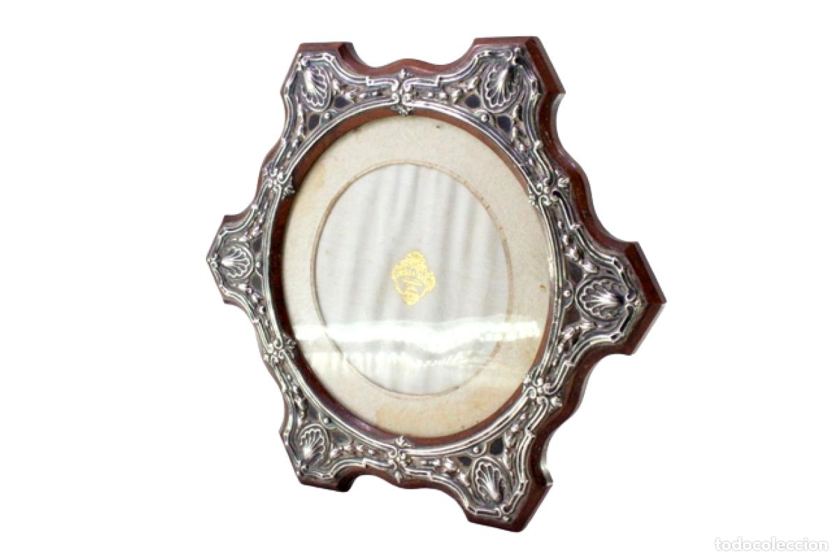 Antig&uuml;edades: Marco de madera y plata - Foto 1