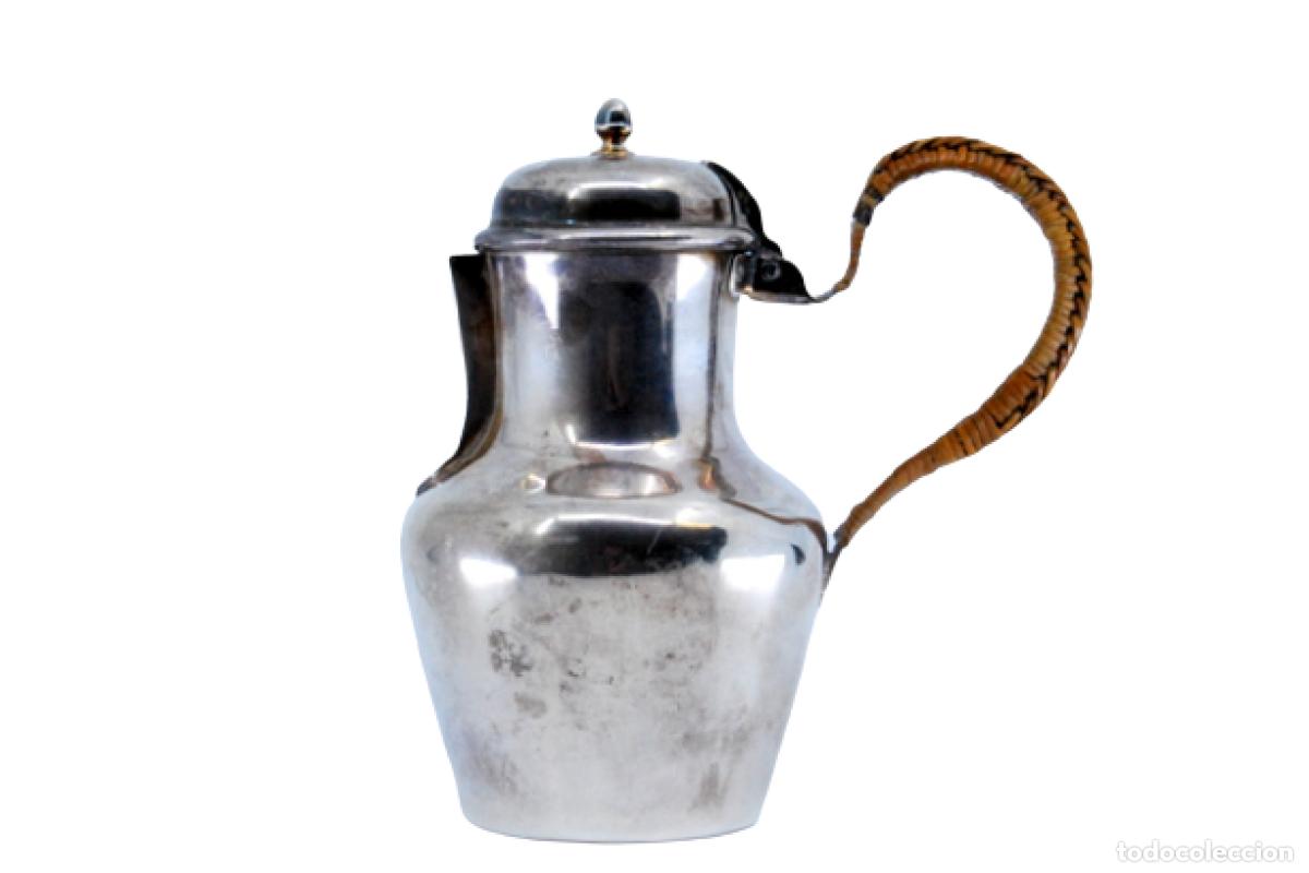 Antig&uuml;edades: jarra de leche de plata - Foto 1
