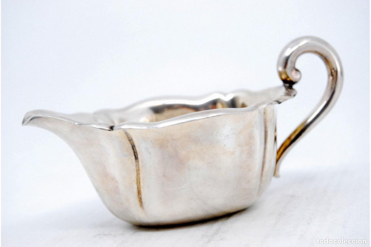 Antig&uuml;edades: salsera de plata