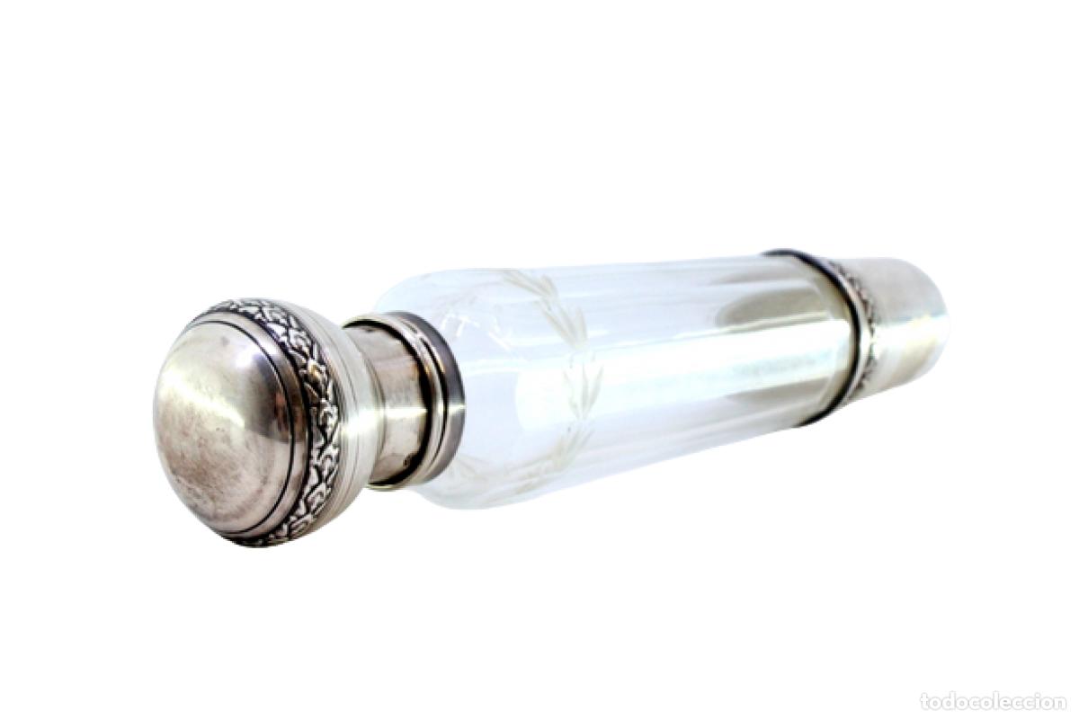 Antiques: Botella de plata, para bebidas