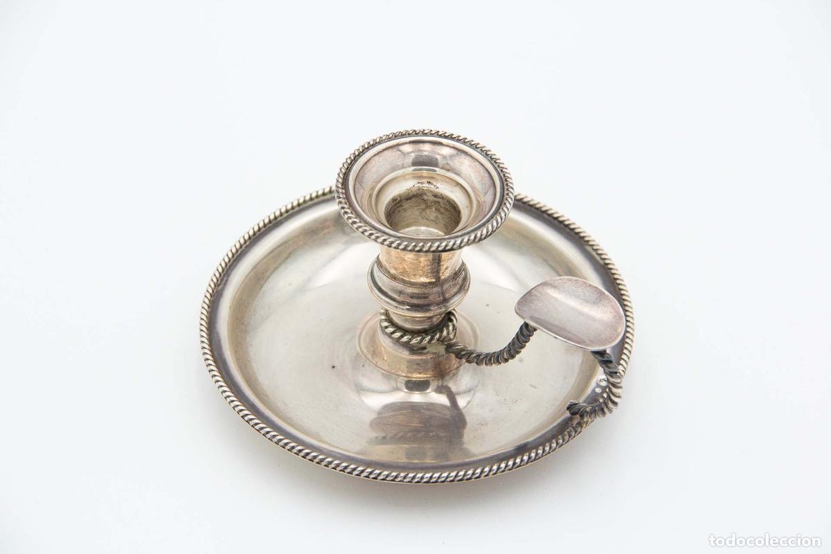 Antig&uuml;edades: Candelabro de mano, en plata - Foto 2