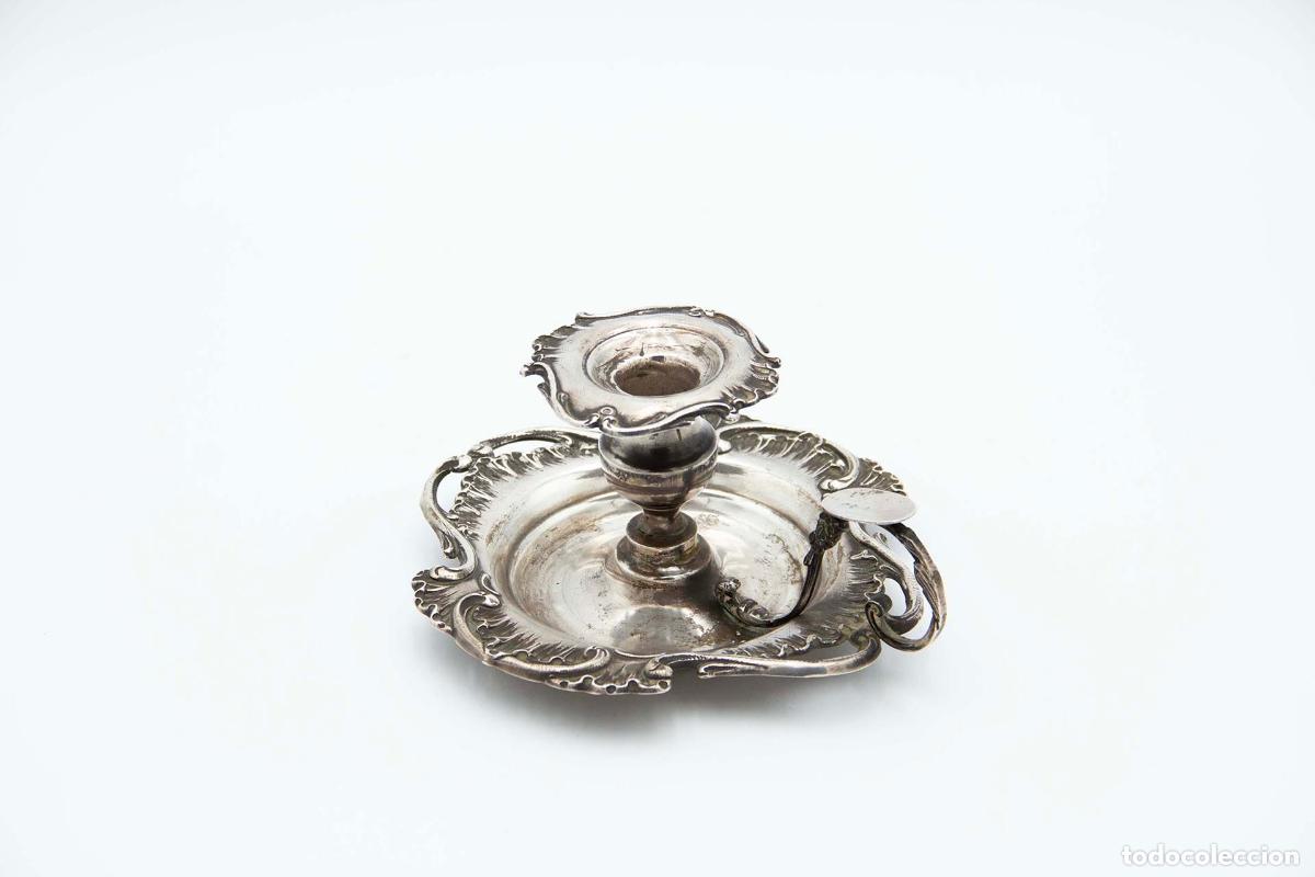 Antiguidades: Candelabro de mano, en plata