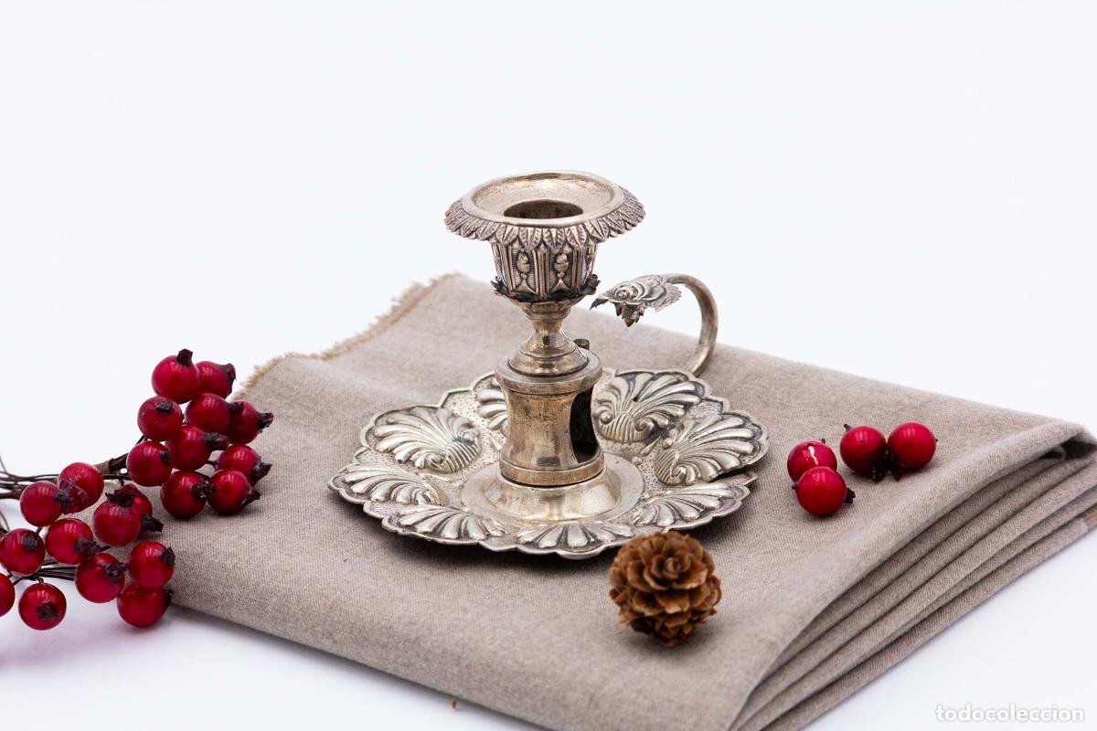Antiguidades: Candelabro de mano, en plata