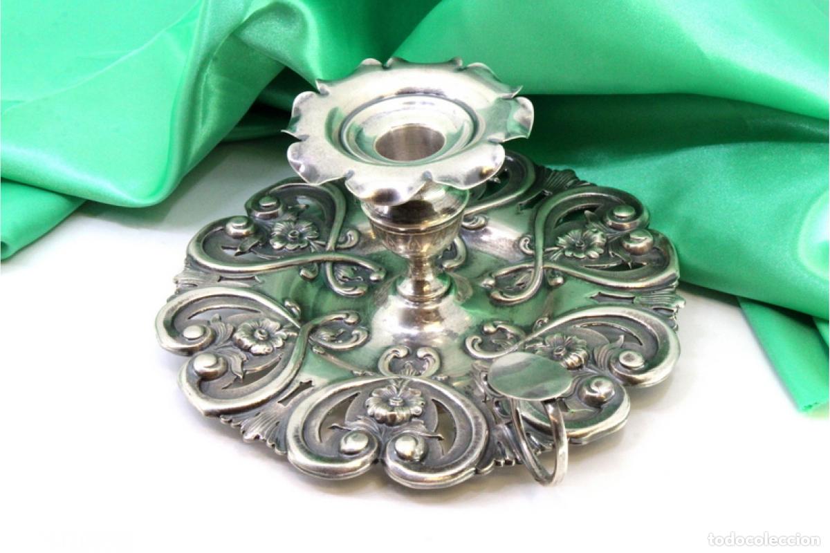 Antiquit&eacute;s: Candelabro de mano, en plata