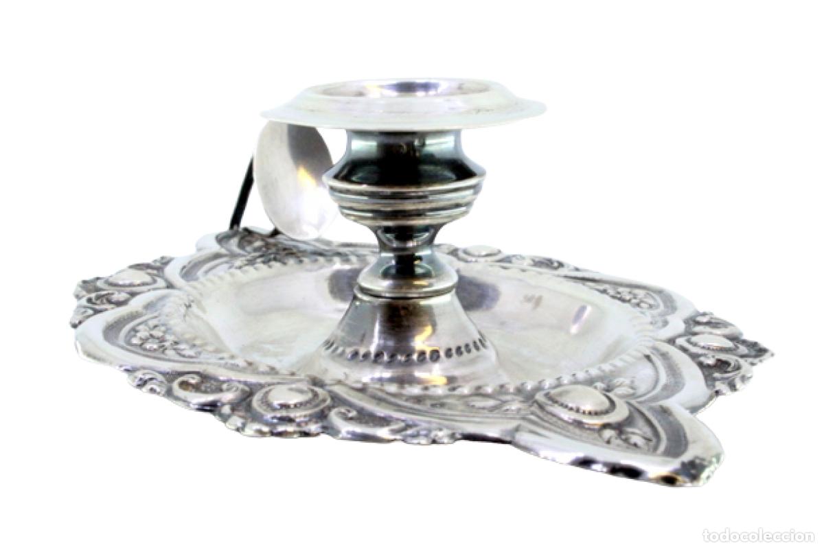 Antiquit&auml;ten: Candelabro de mano, en plata