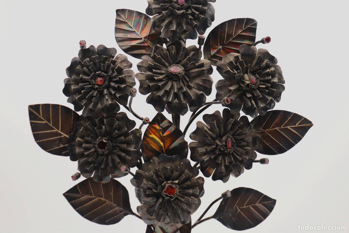 Antig&uuml;edades: Coraz&oacute;n de palma de plata, adaptado como candelabro. - Foto 3