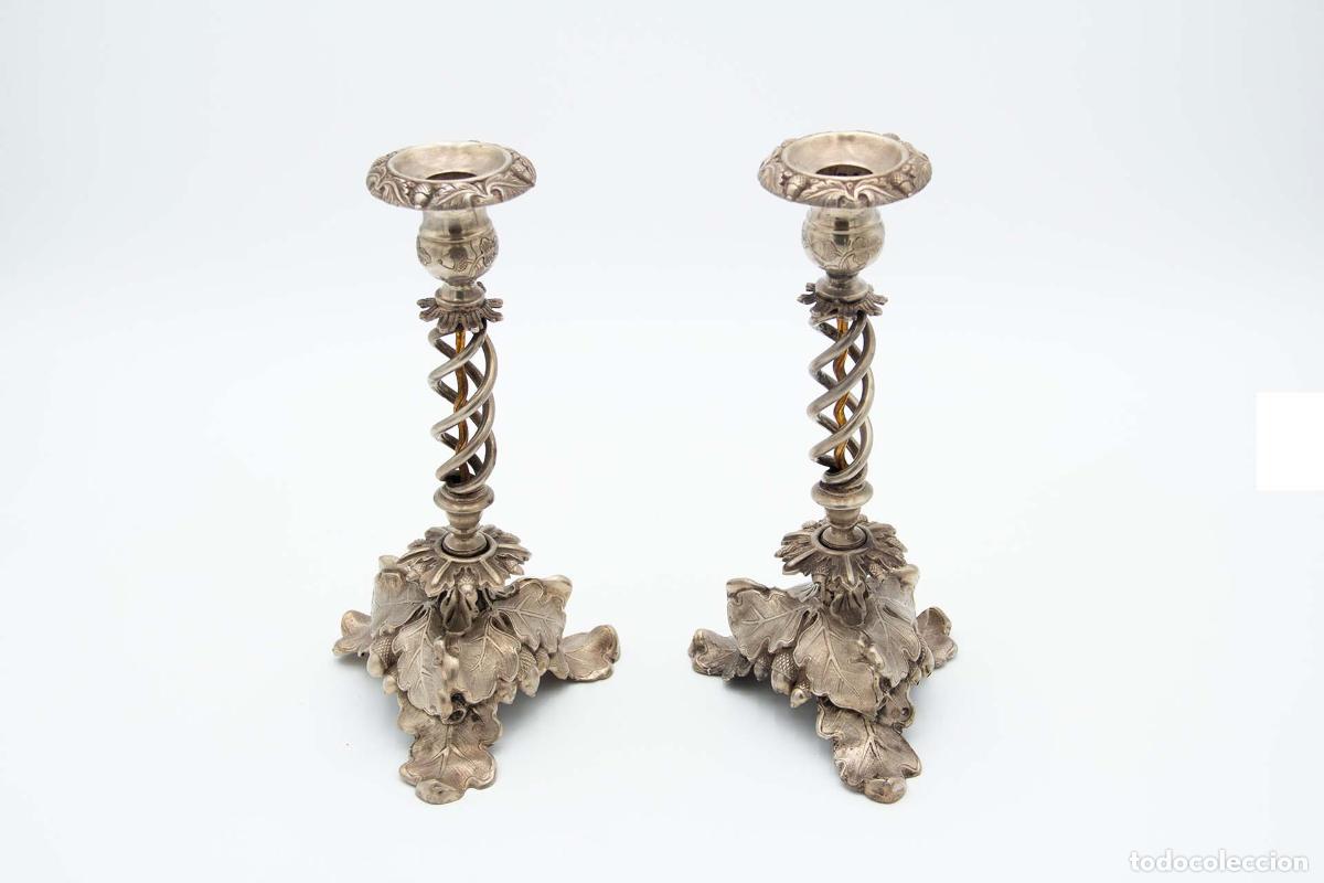 Antiquit&auml;ten: Par de candelabros de plata