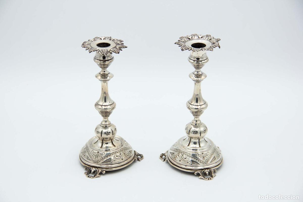 Antiquit&auml;ten: Par de candelabros de plata