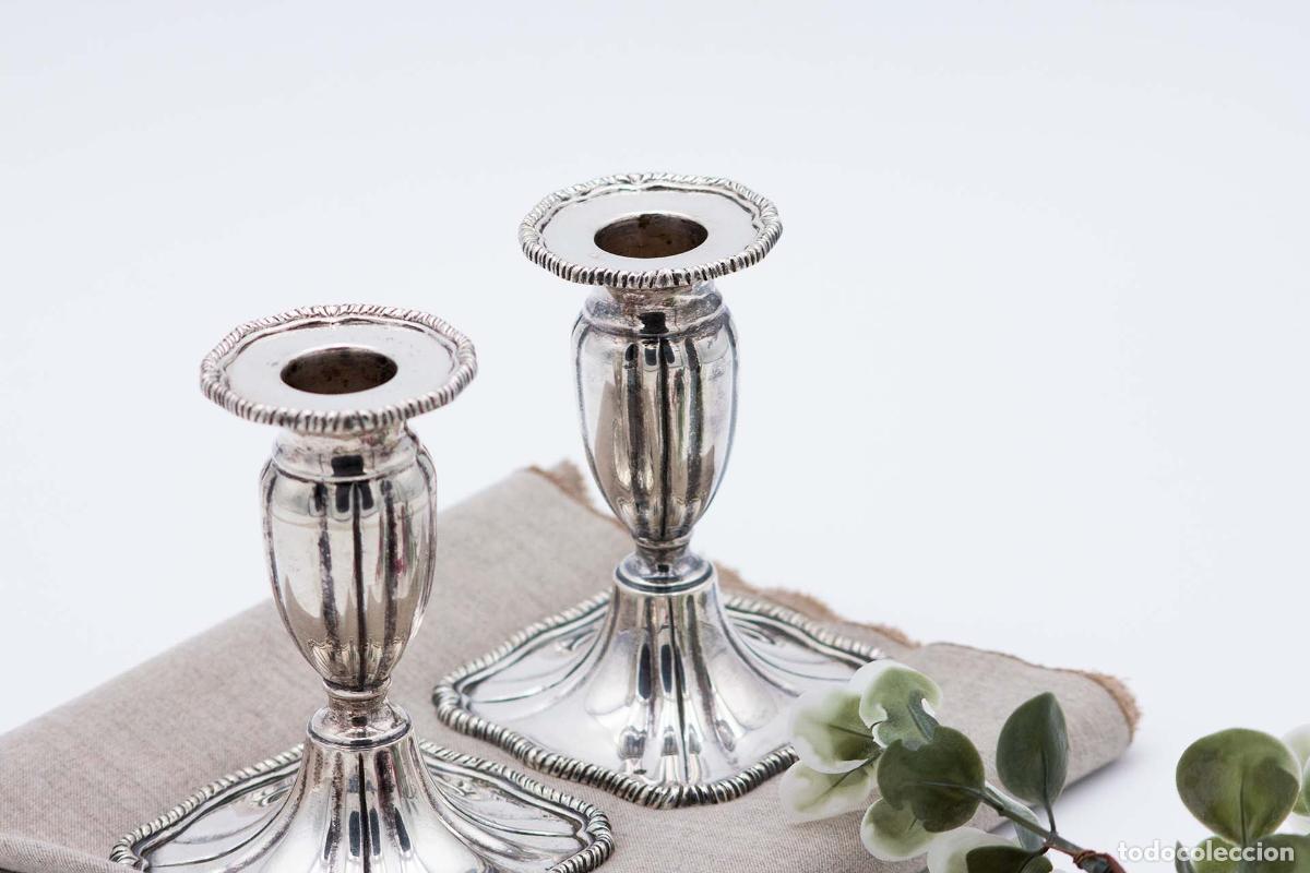 Antig&uuml;edades: Par de candelabros de plata - Foto 4