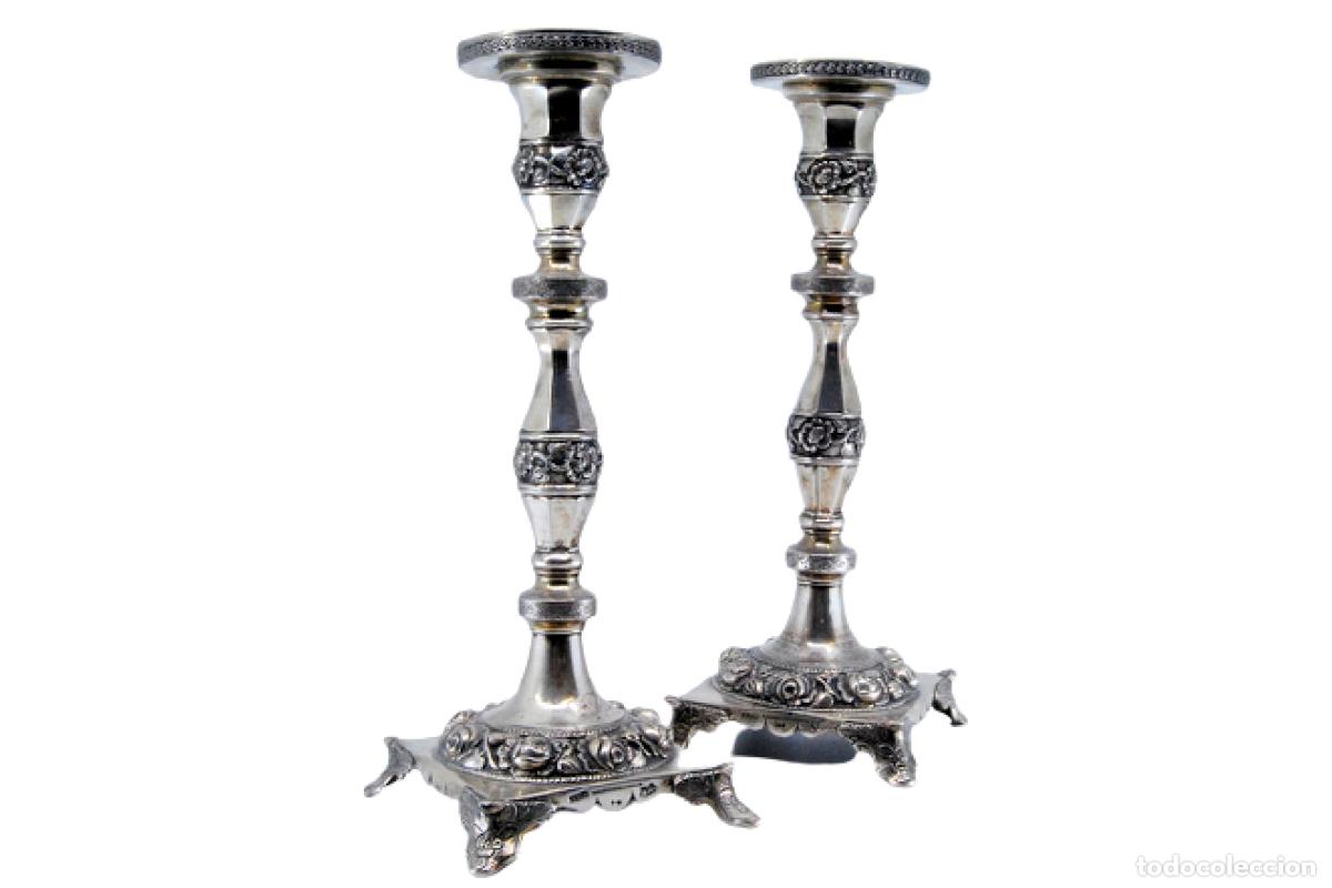 Antiquit&eacute;s: candelabros de plata