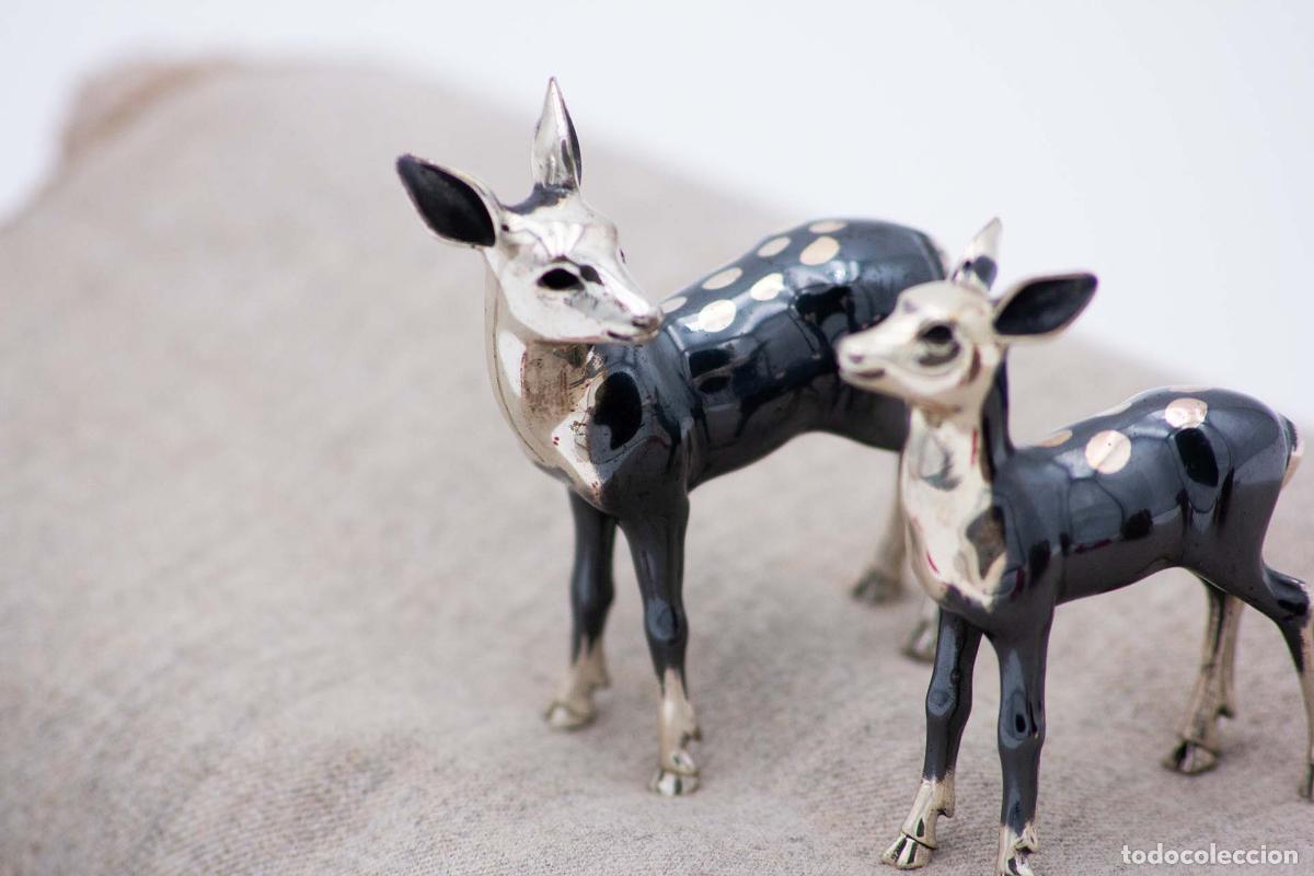 Antig&uuml;edades: Pareja de ciervos de platas - Foto 3