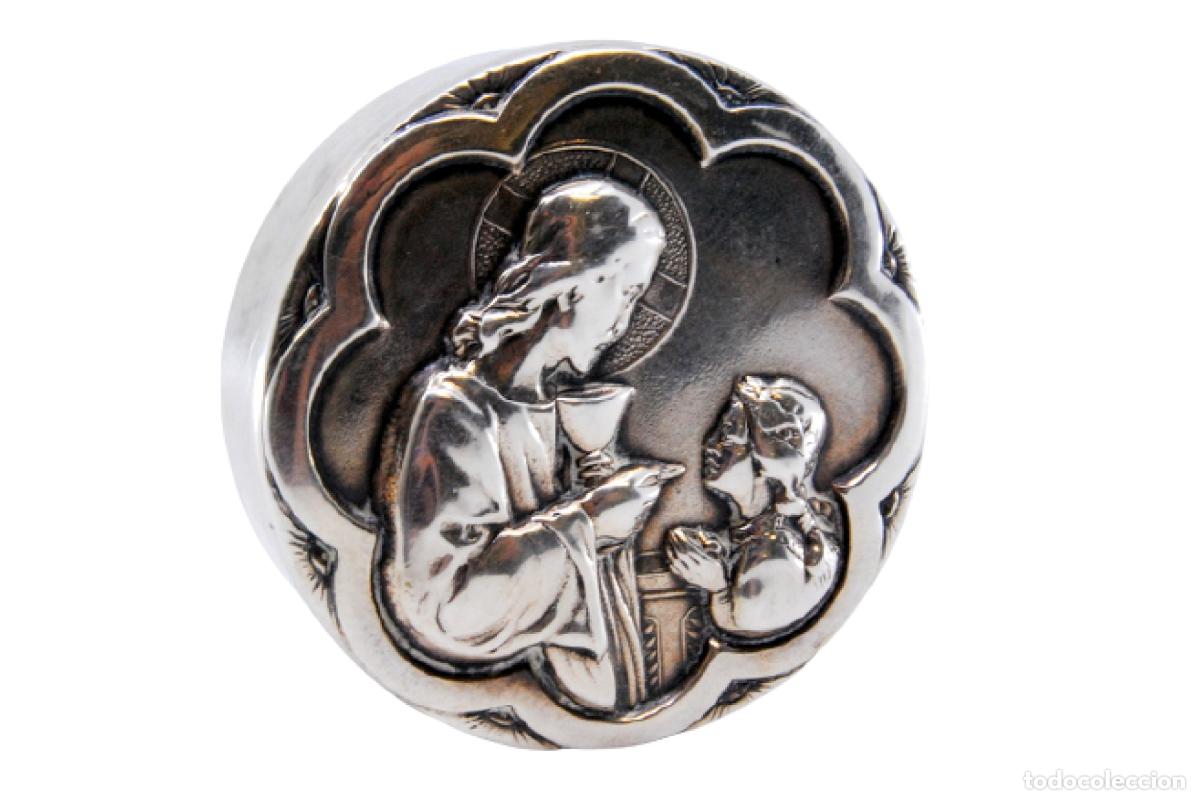 Antiquit&auml;ten: Caja para rosario o cuentas de oraci&oacute;n, de plata.