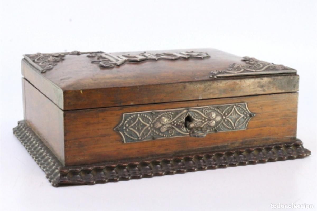 Antig&uuml;edades: Joyero, hecho de madera y plata. - Foto 4