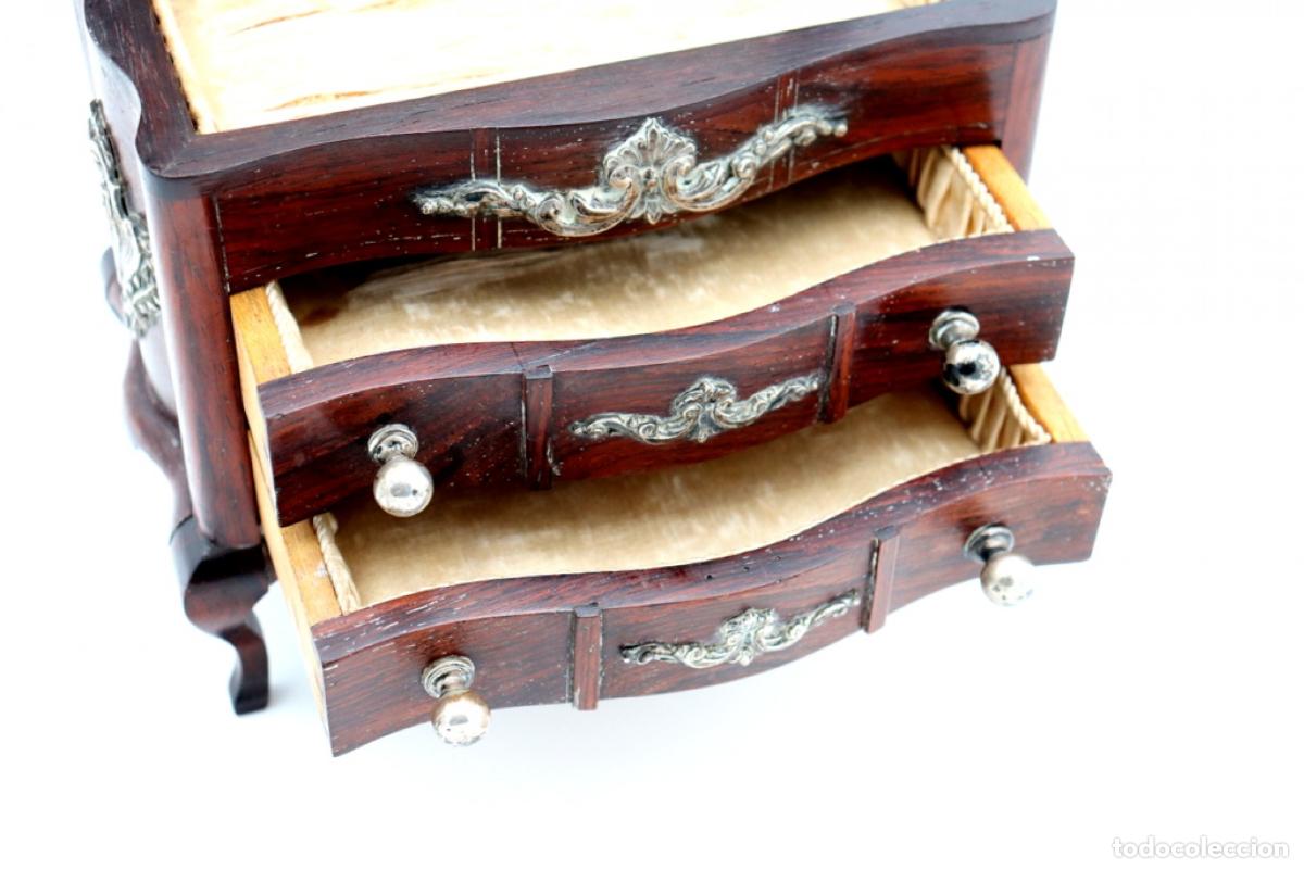 Antig&uuml;edades: Joyero, hecho de madera y plata. - Foto 7
