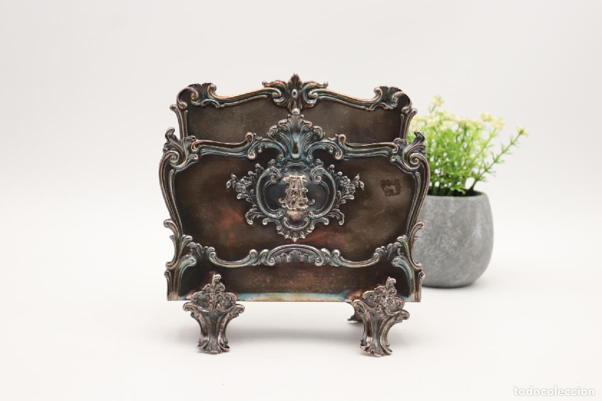 Antiques: Portacartas, en plata
