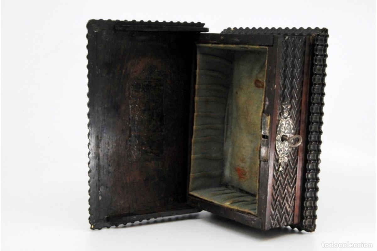 Antig&uuml;edades: Joyero, hecho de madera y plata. - Foto 6
