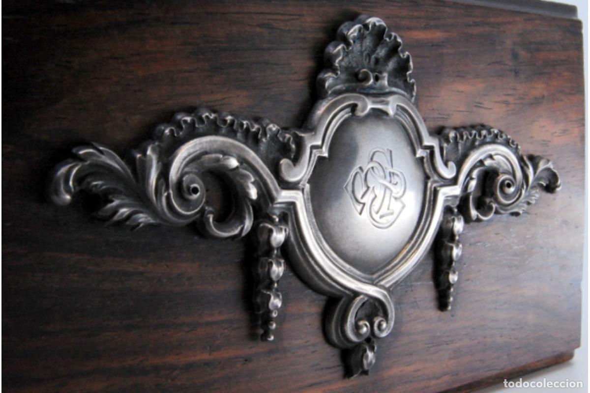 Antig&uuml;edades: Joyero, hecho de madera y plata. - Foto 9