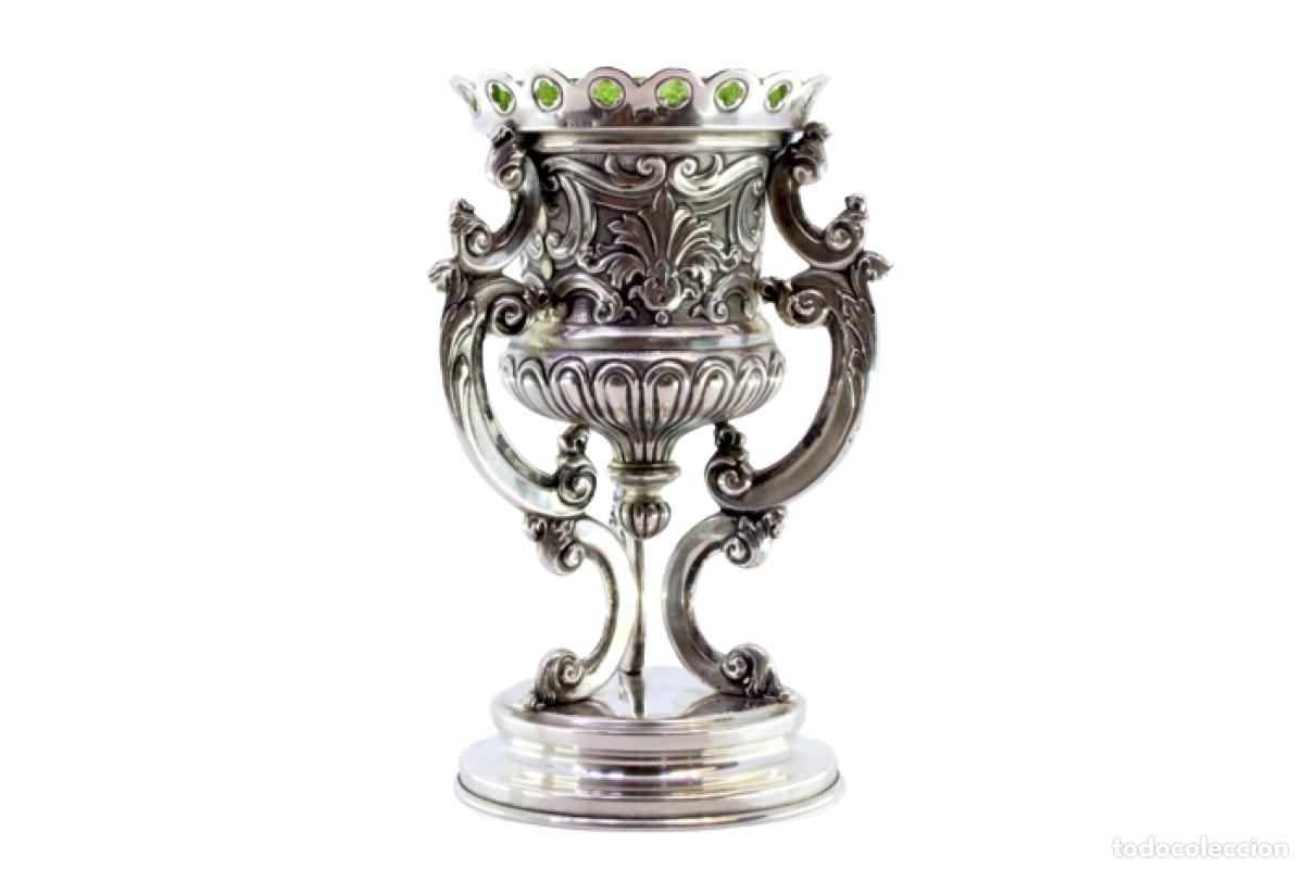Antiques: Portavelas de plata para altar