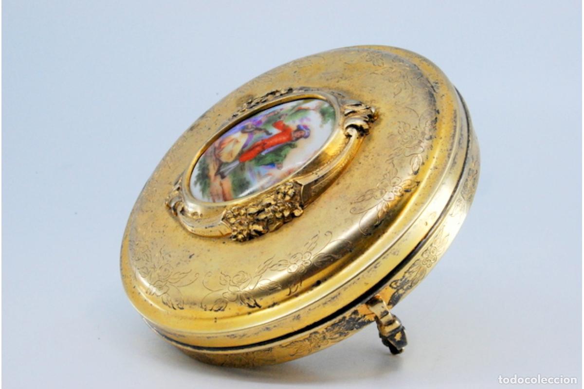 Antig&uuml;edades: Joyero de plata ba&ntilde;ada en oro. - Foto 5