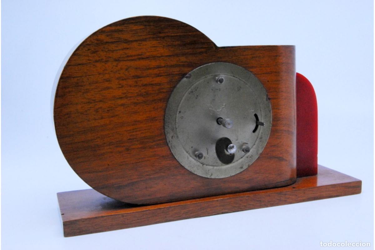 Antig&uuml;edades: Reloj de mesa, de madera y plata. - Foto 4