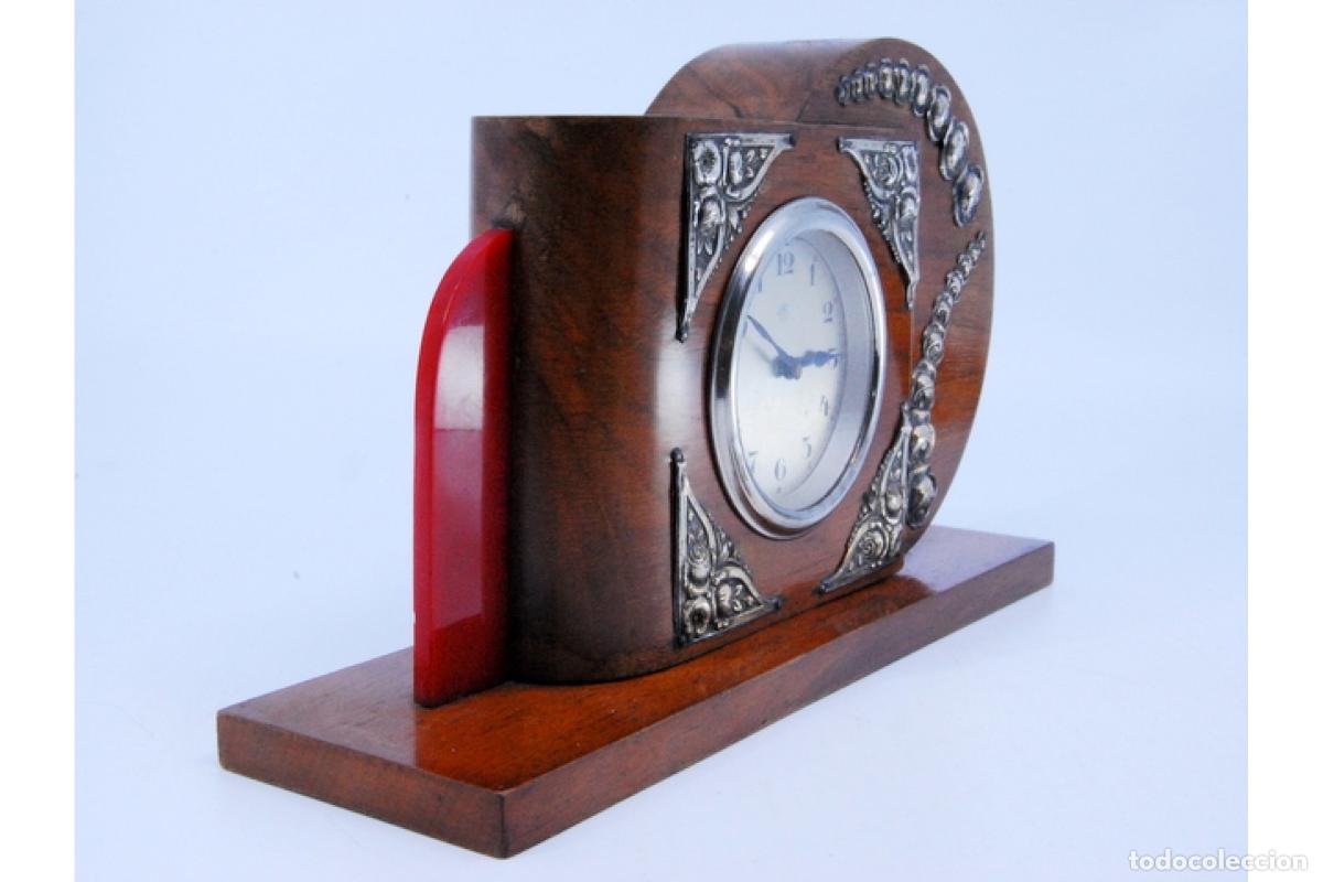Antig&uuml;edades: Reloj de mesa, de madera y plata. - Foto 7