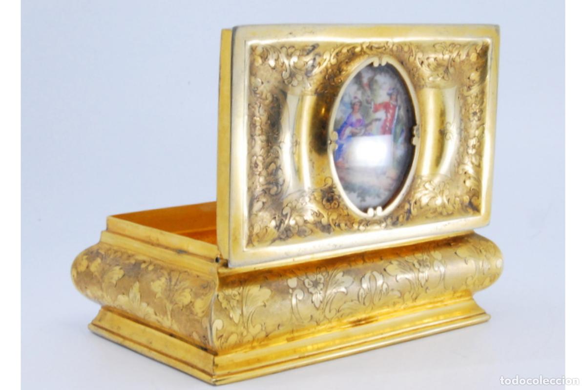 Antig&uuml;edades: Joyero de plata ba&ntilde;ada en oro. - Foto 8