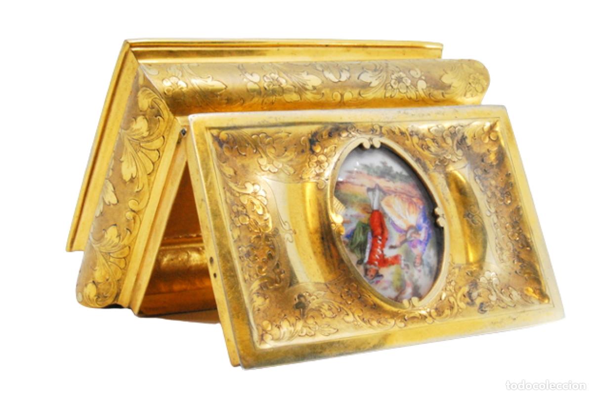 Antig&uuml;edades: Joyero de plata ba&ntilde;ada en oro. - Foto 1