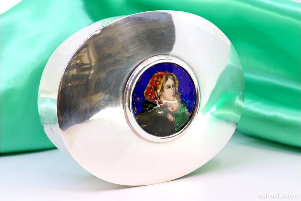 Antiques: joyero de plata