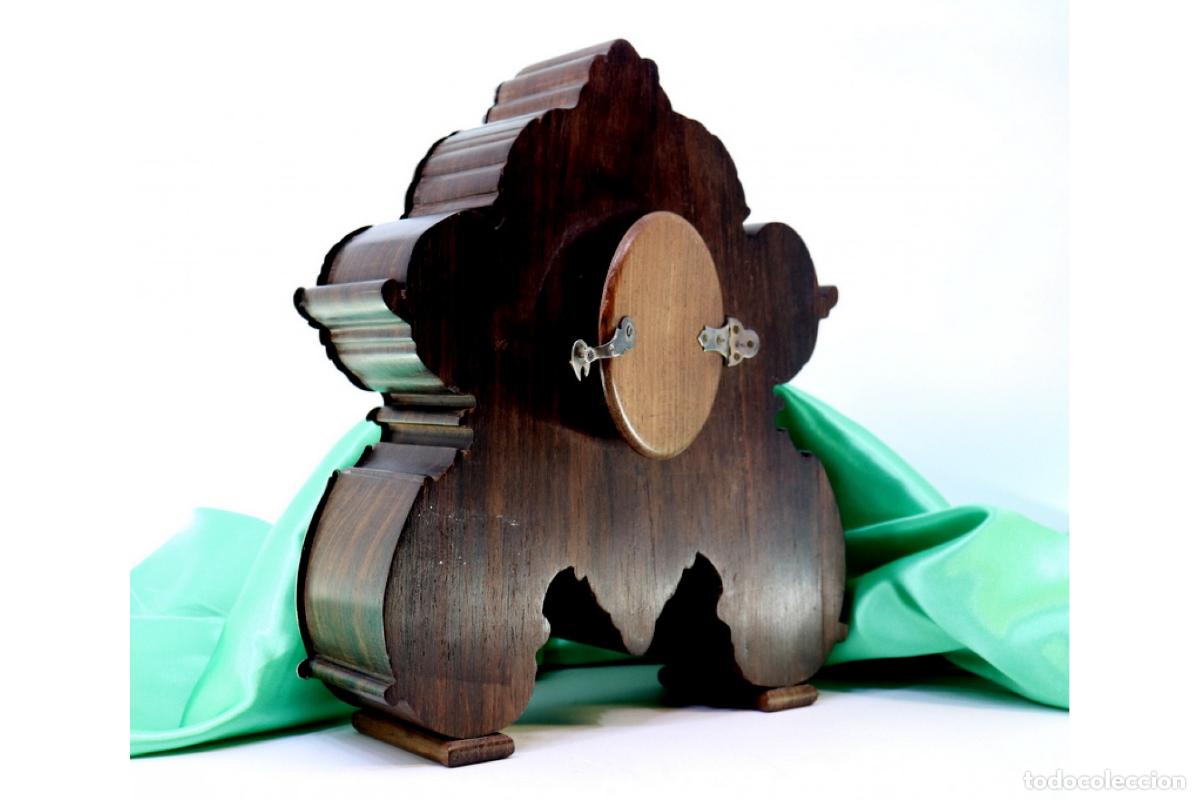 Antig&uuml;edades: Reloj despertador, de madera y plata. - Foto 6