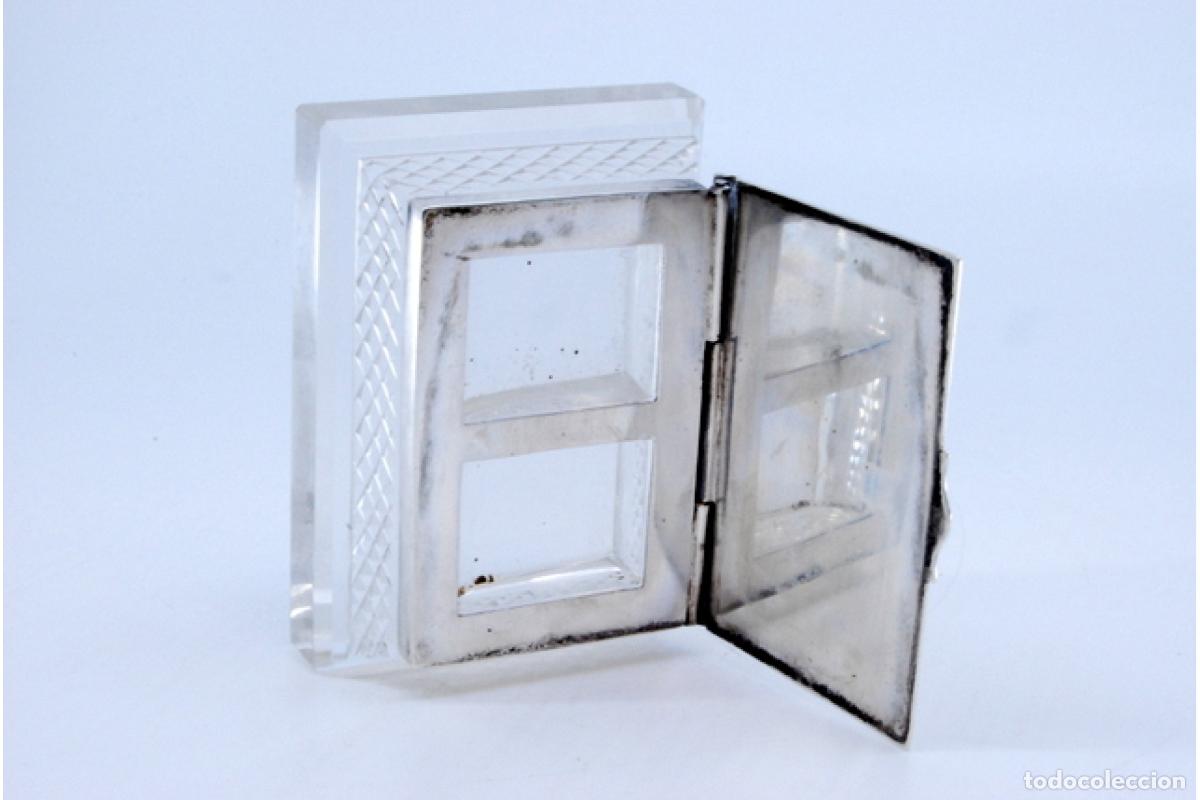 Antig&uuml;edades: Caja para sellos, de cristal y plata. - Foto 3
