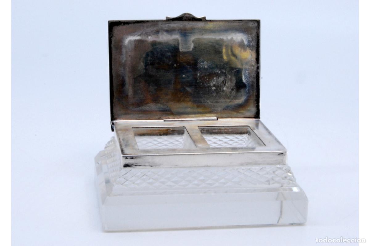 Antig&uuml;edades: Caja para sellos, de cristal y plata. - Foto 4
