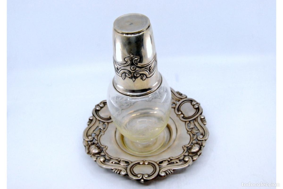 Antiquit&auml;ten: Botella de noche, en plata