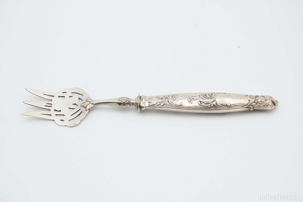 Antig&uuml;edades: Juego de cubiertos de plata para el postre. - Foto 5