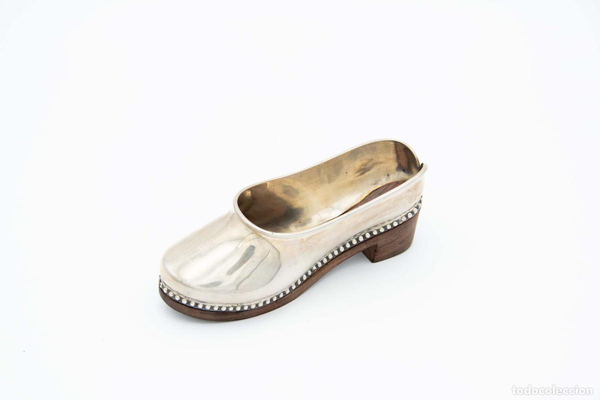 Antiques: zueco de plata