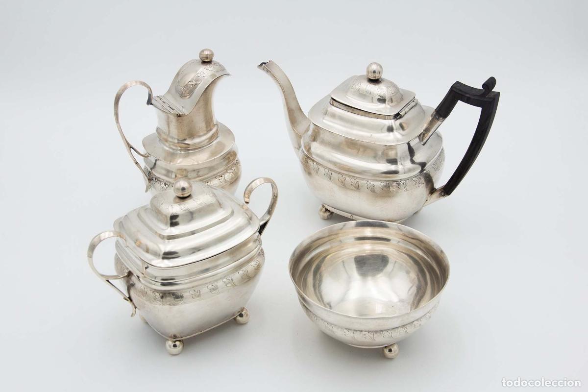 Antig&uuml;edades: Servicio de t&eacute;, en parte