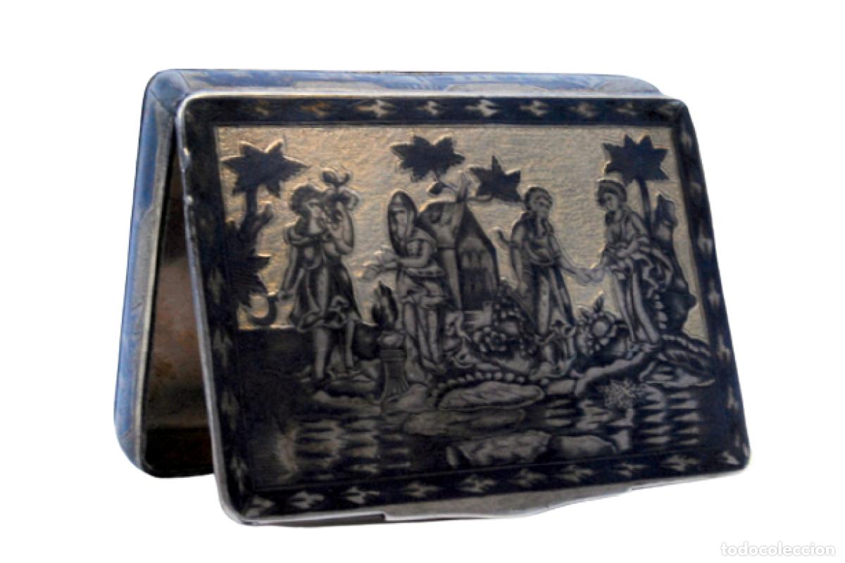 Antiques: Tabaquera, en plata