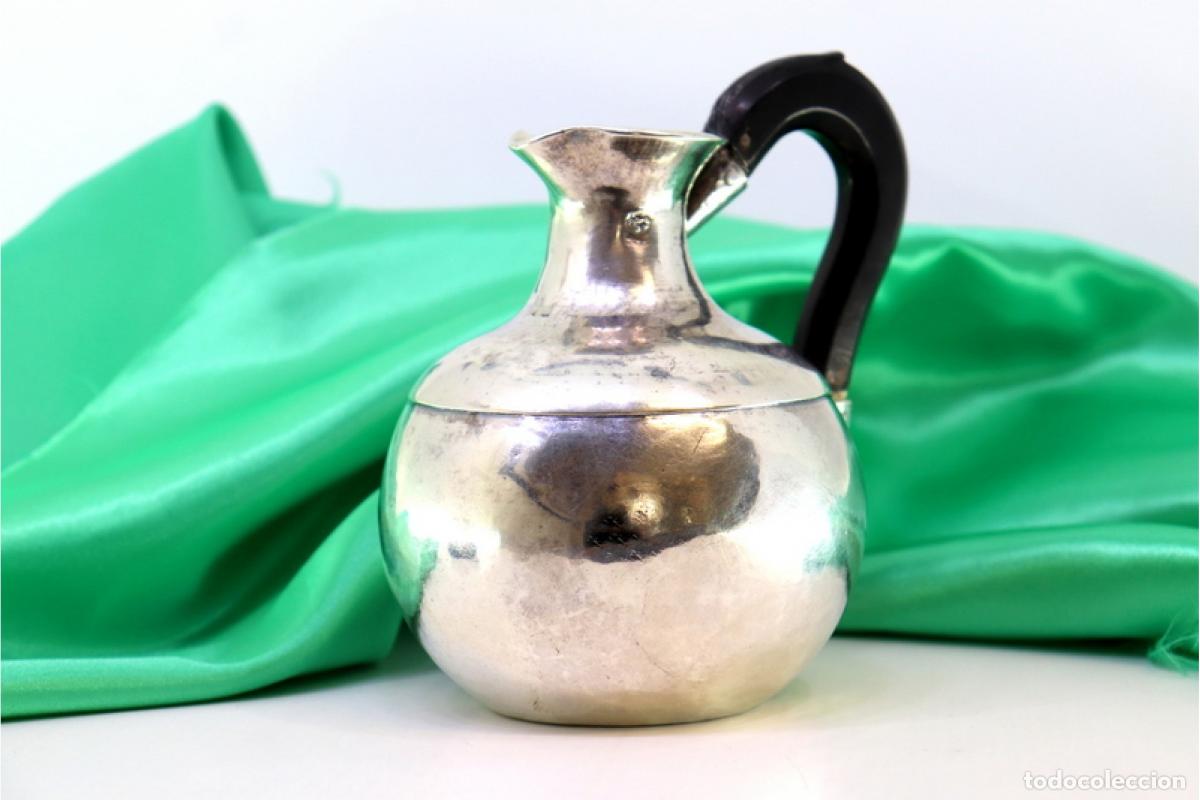Antig&uuml;edades: Jarra de vino de plata