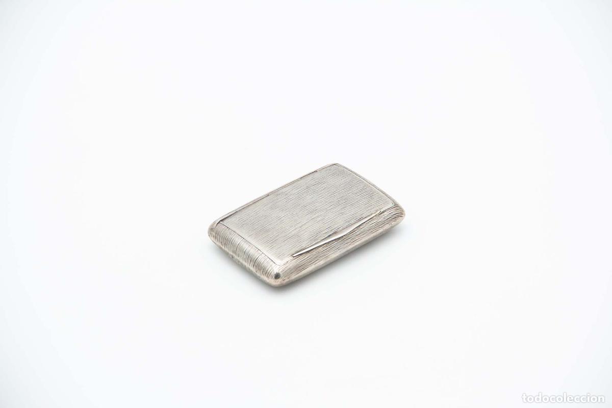 Antig&uuml;edades: Caja de tabaco, en plata
